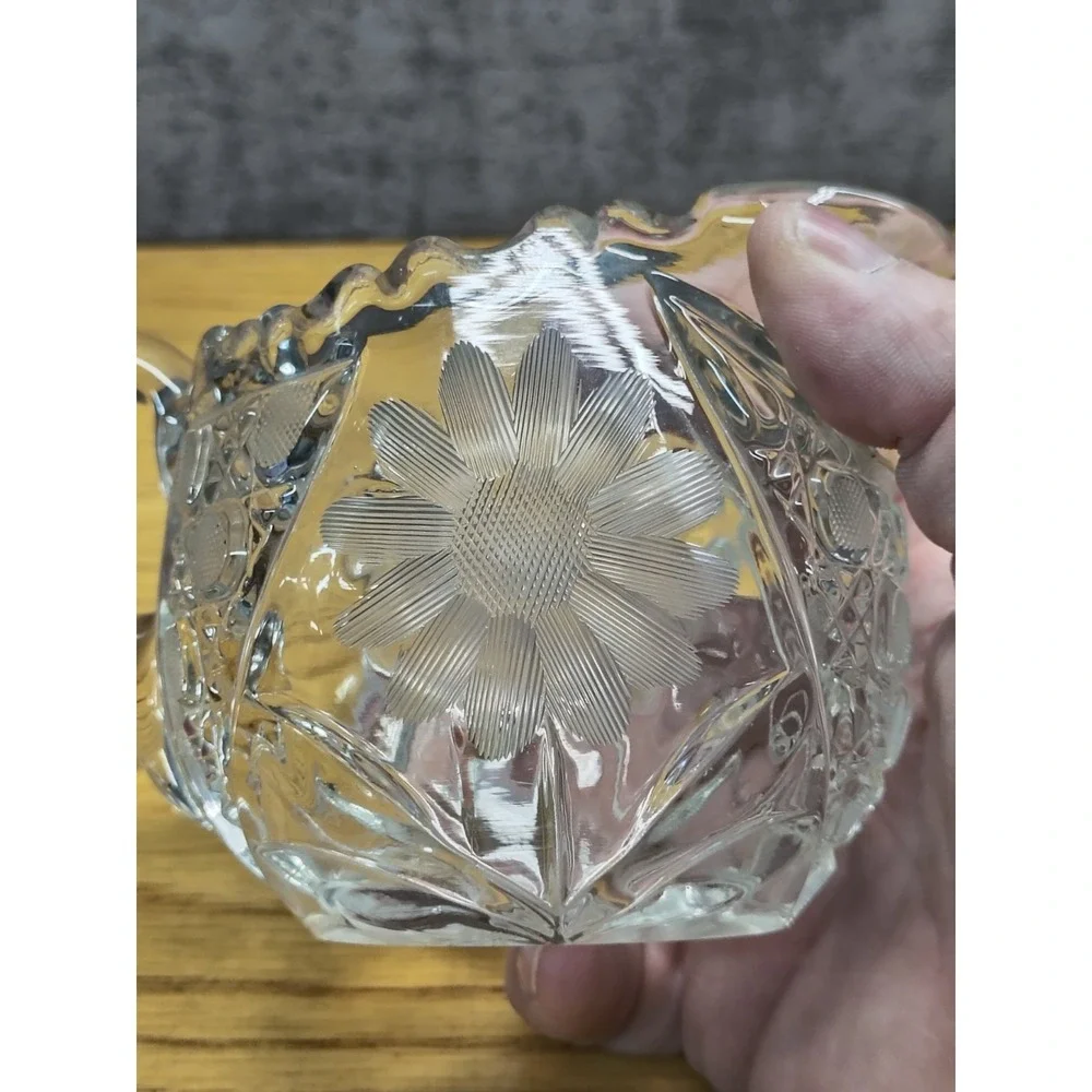 Beautiful Heavy Etched Glass Sawtooth Creamer‎